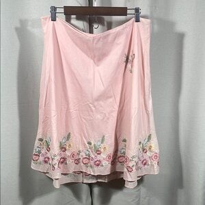 Floral Embroidered  and beaded Pink Skirt with lining , light weight fabric